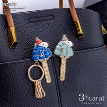 画像をギャラリービューアに読み込む, PEANUTS バッグキークリップ 着ぶくれスヌーピー 全2色