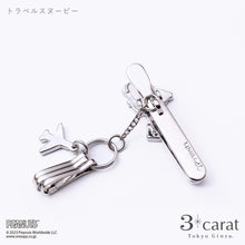 画像をギャラリービューアに読み込む, PEANUTS バッグキークリップ mini トラベルスヌーピー 全2種類
