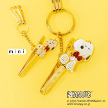 画像をギャラリービューアに読み込む, PEANUTS バッグキークリップmini スヌーピーハート